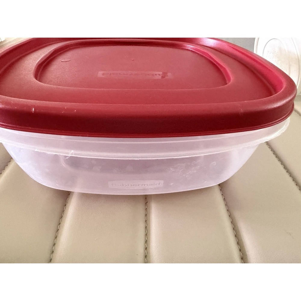 Rubbermaid Square Storage Container Easy To Find Red Lid 9 cups